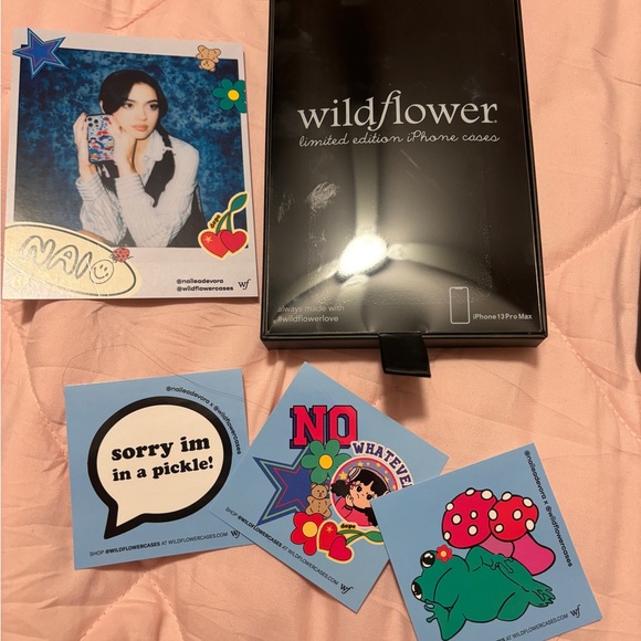 Wildflower iPhone 13 Pro Max case - Picture 3 of 5